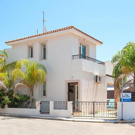 Cara Protaras